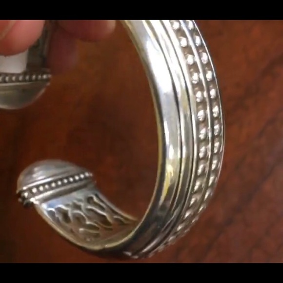 SLANE & SLANE STERLING SILVER CUFF BRACELET ( SMALL SIZE ) - Picture 15 of 17